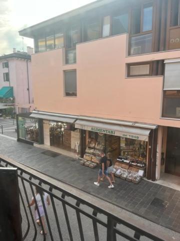 Cavour Apartment Center Bardolino Exterior photo